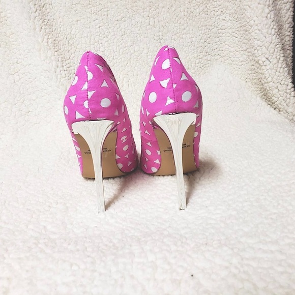 Pink Pointy Toe High Heel Pumps - Picture 5 of 6